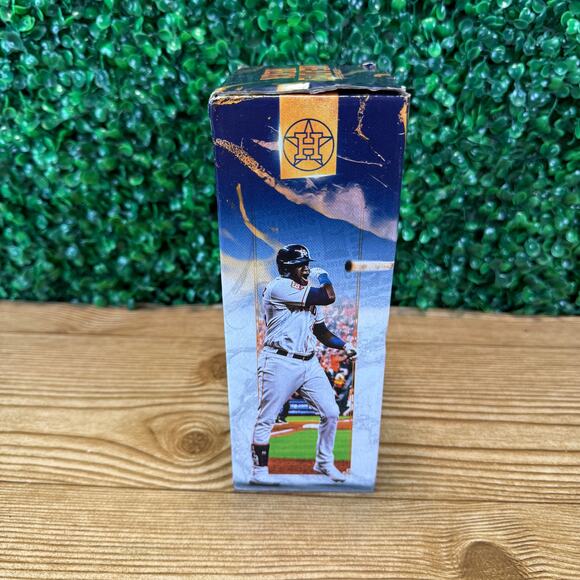 Houston Astros Yordan Alvarez Bat Flip Bobblehead SGA 2023 - Picture 4 of 7